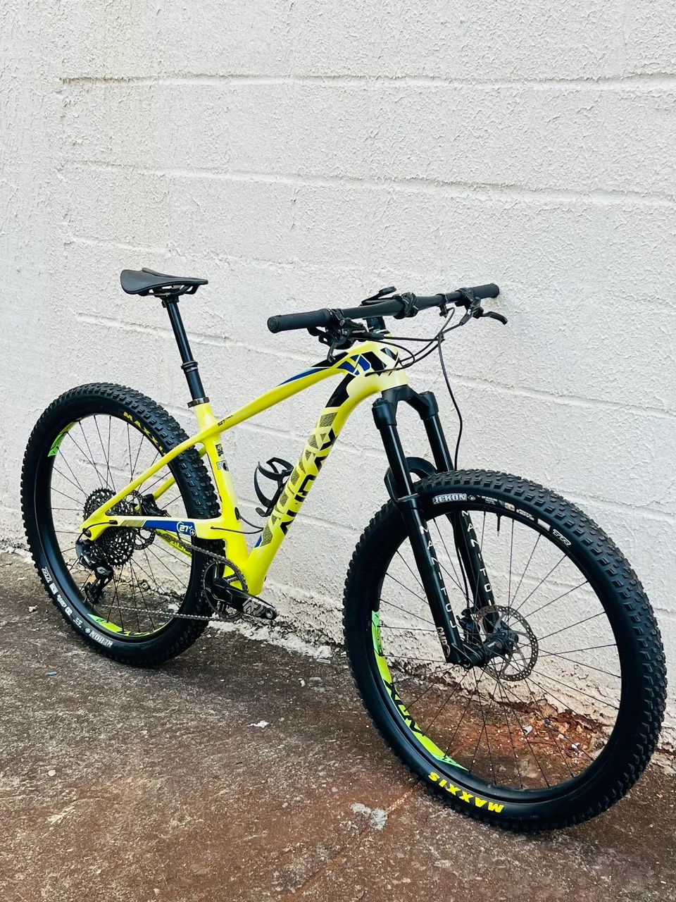 Mtb Audax 527 Carbon 27.5 Plus