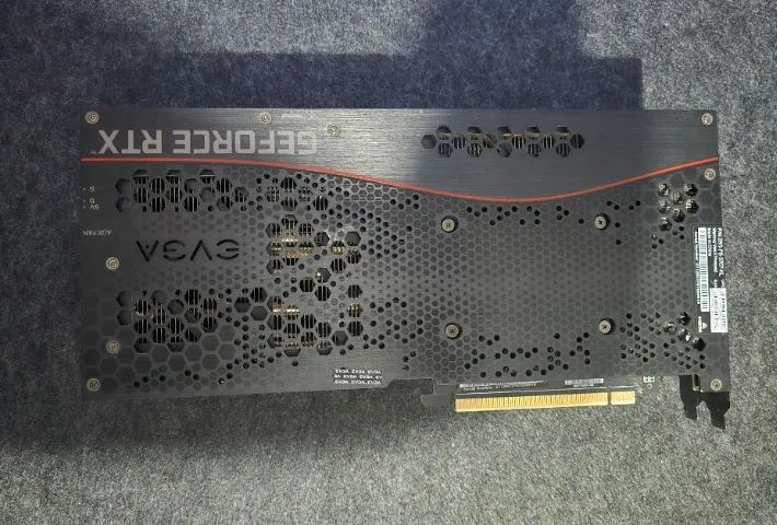 Nvidia Geforce RTX 3070 EVGA FTW3 - Foto 2