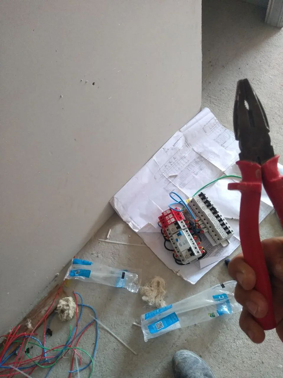 Eletricista predial, residencial e comercial  - Foto 2