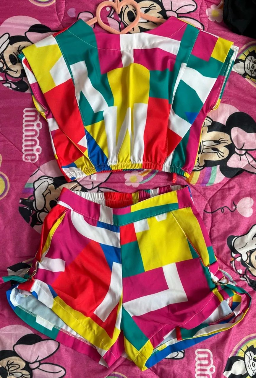 Roupa infantil 