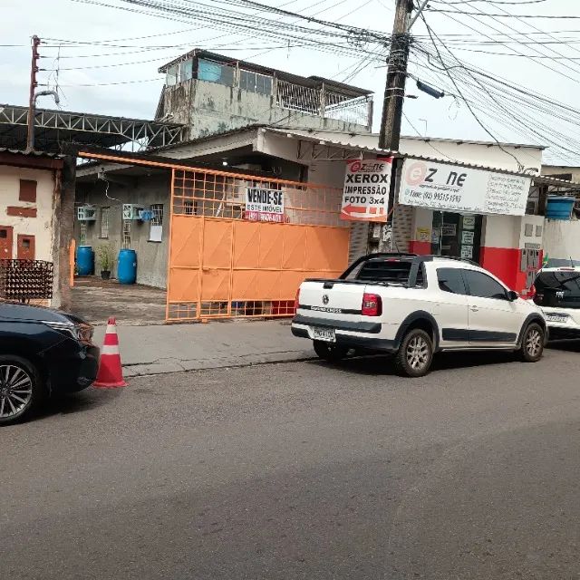 Vila com 1 ponto comercial, 4 apartamentos e 1 galpão. - Foto 2