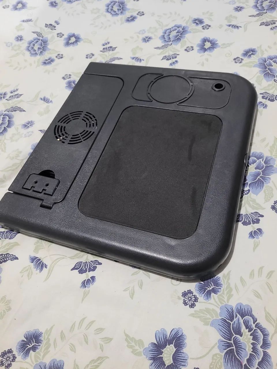 Mesa para Notebook Marca: Tomate - Modelo: MTN888 - Foto 5