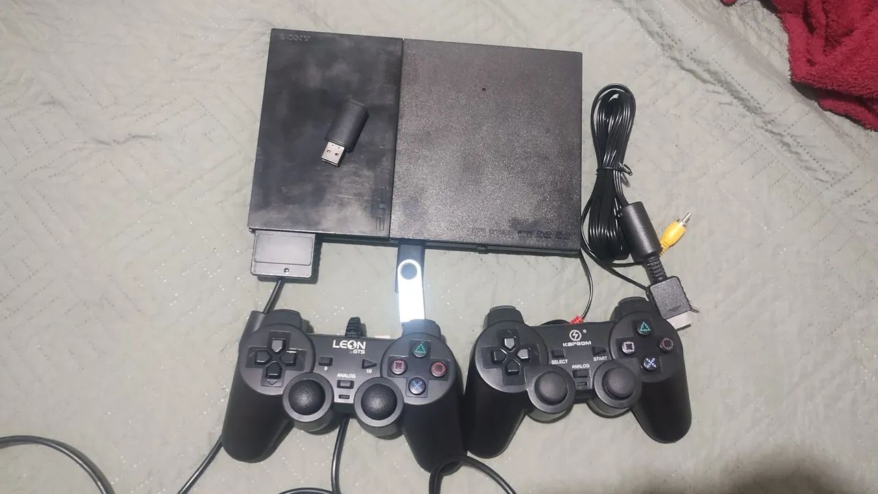 Vendo essa PS2 com várias tipo de jogo indo junto  - Foto 4