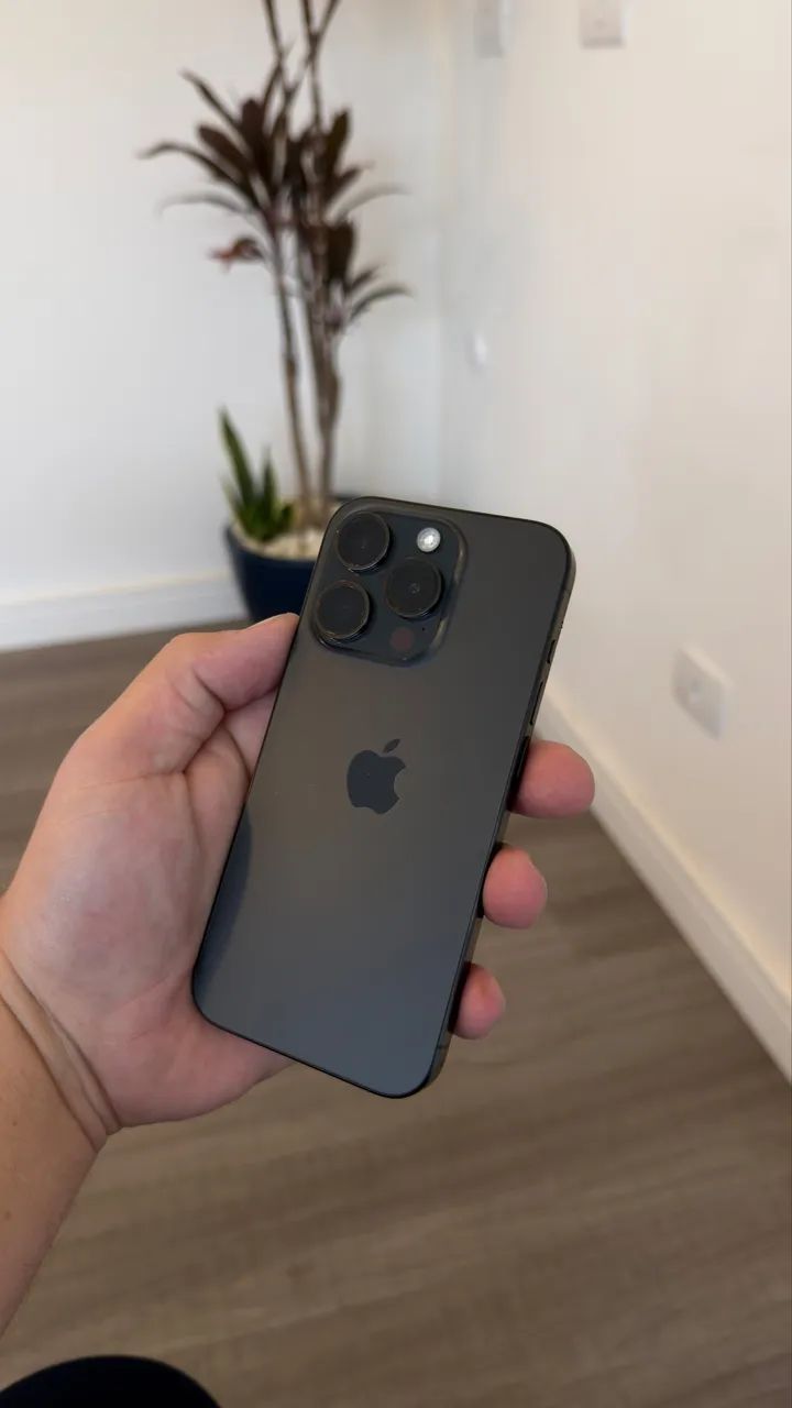 iPhone 15 pro 128gb titanium preto  - Foto 3