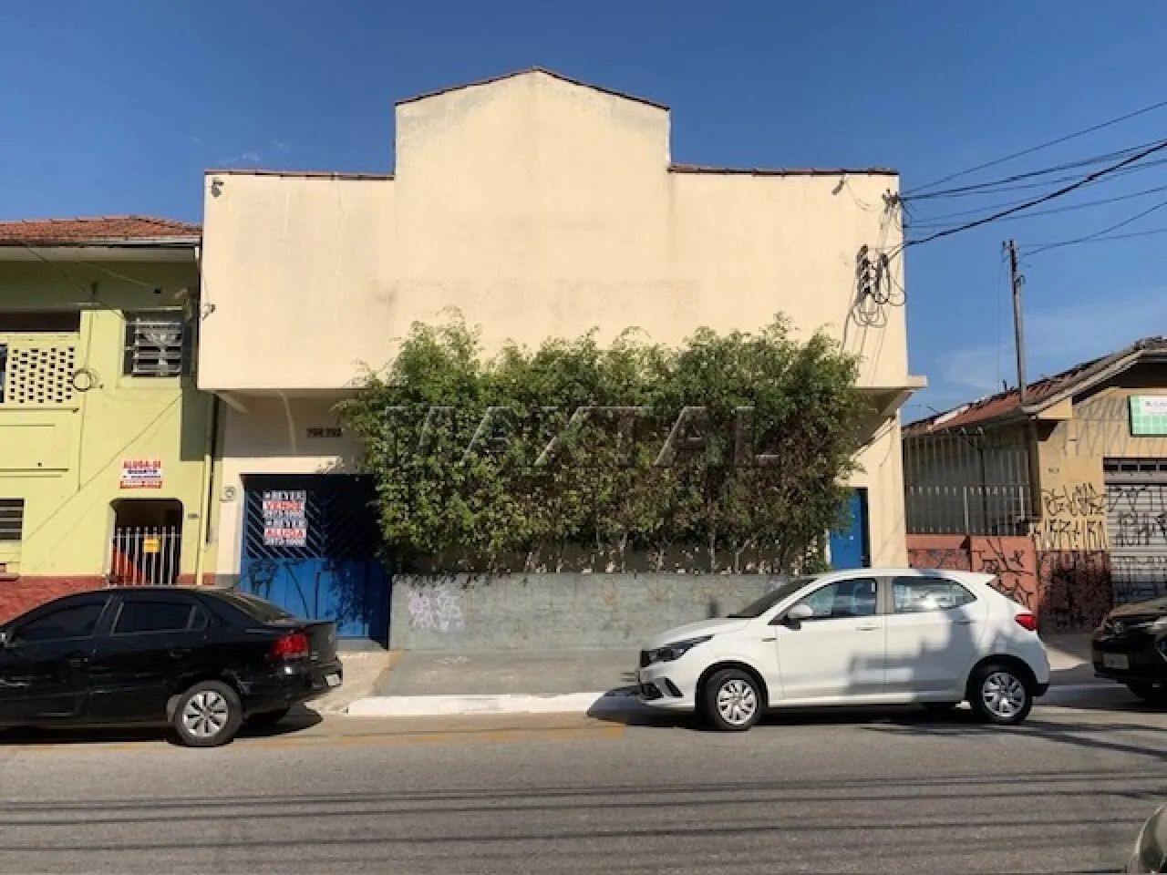 Salão comercial à venda, de 800m², com 2 banheiros. Em Santana. ótima localização.