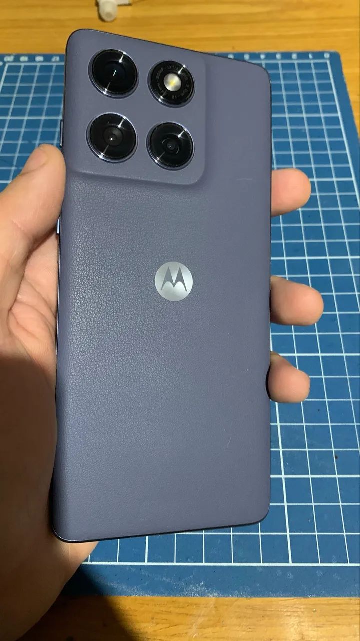 Motorola Edge 60 Fusion - Foto 2