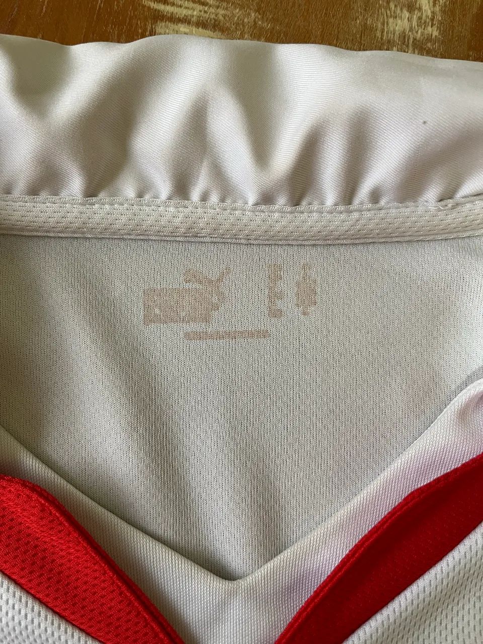 Camisa de futebol time Stuttgart - Foto 2