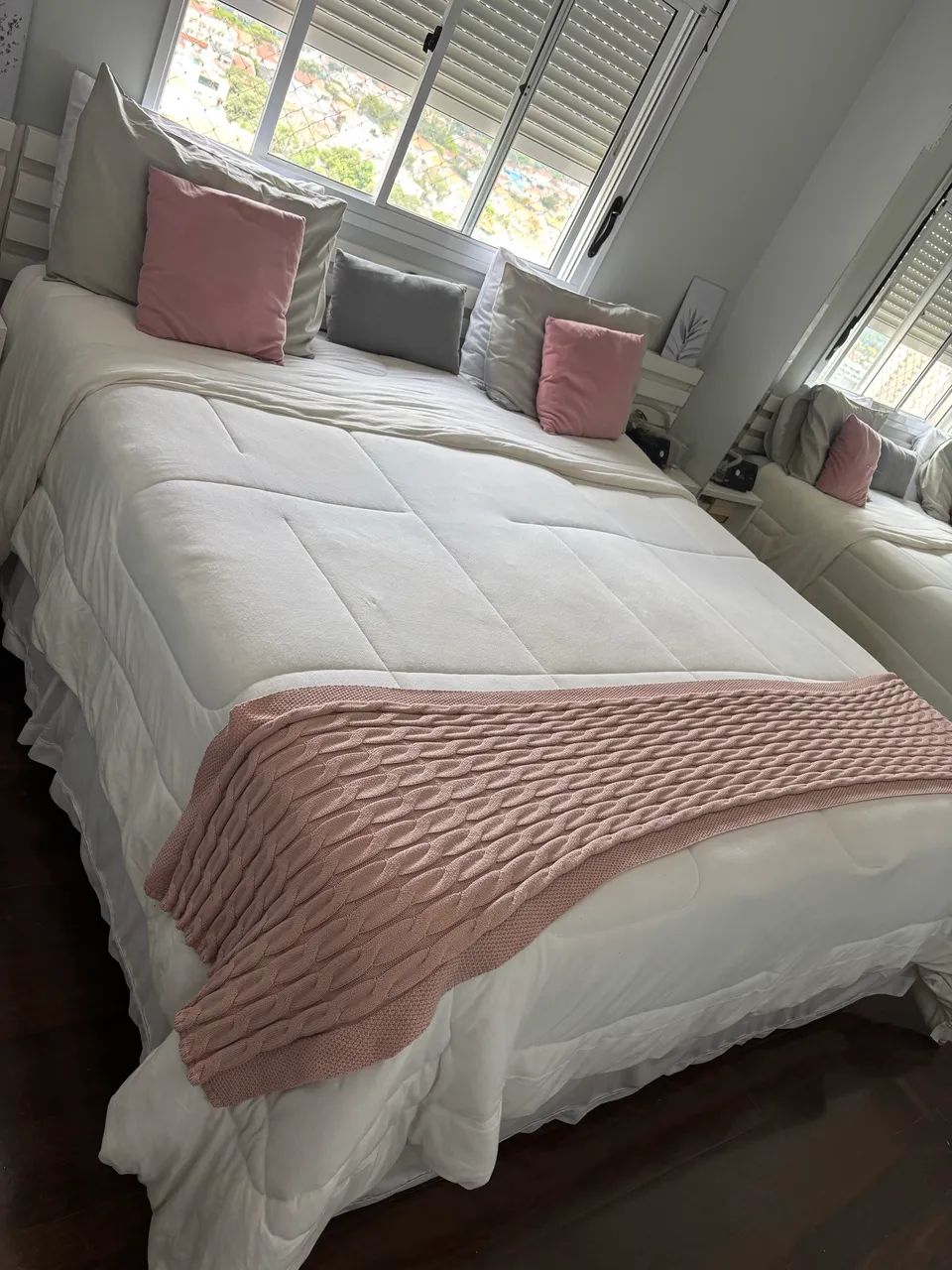 Vende-se cama King Size com box - Foto 2