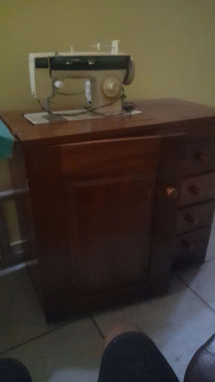 Máquina de costura