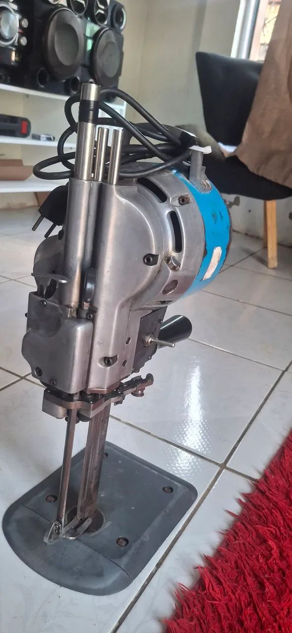 MAQUINA DE CORTAR TECIDOS 8 POLEGADAS  - Foto 2
