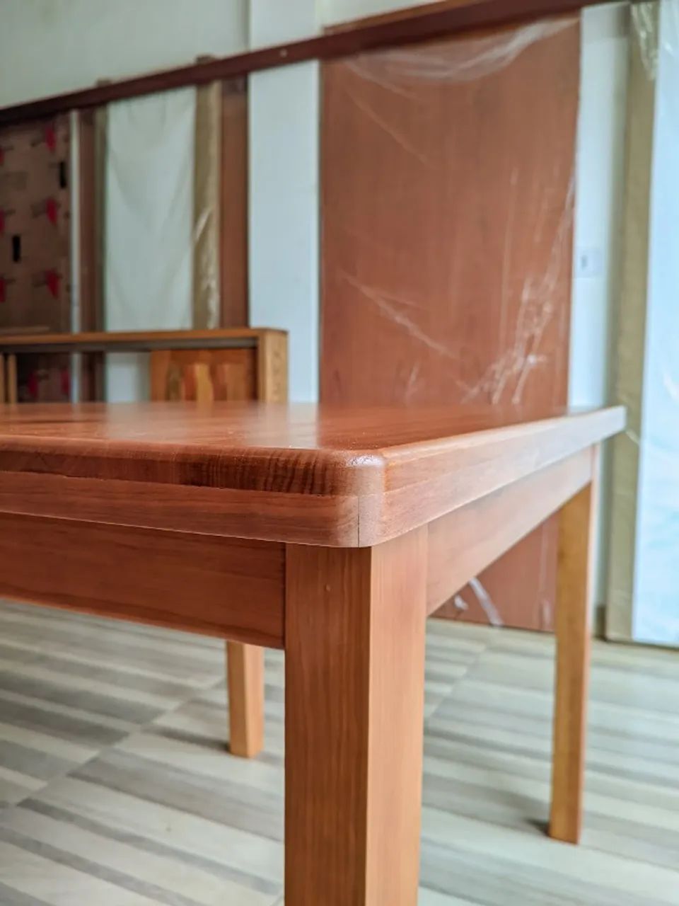 Mesa de Madeira Angico com Cadeiras | Acabamento Premium - Foto 4