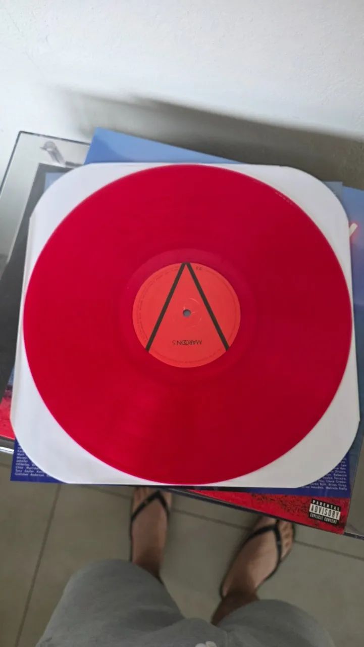 Maroon 5 - V (disco de vinil) - Foto 2