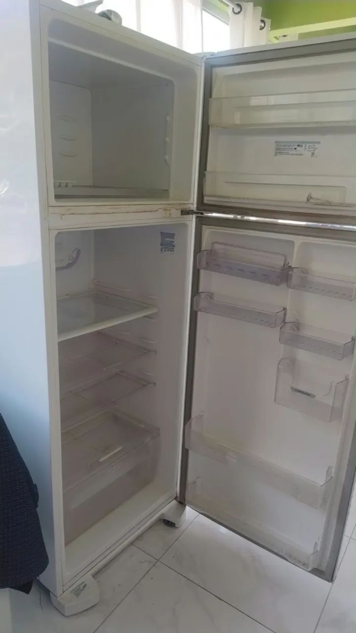Vendo geladeira  - Foto 3
