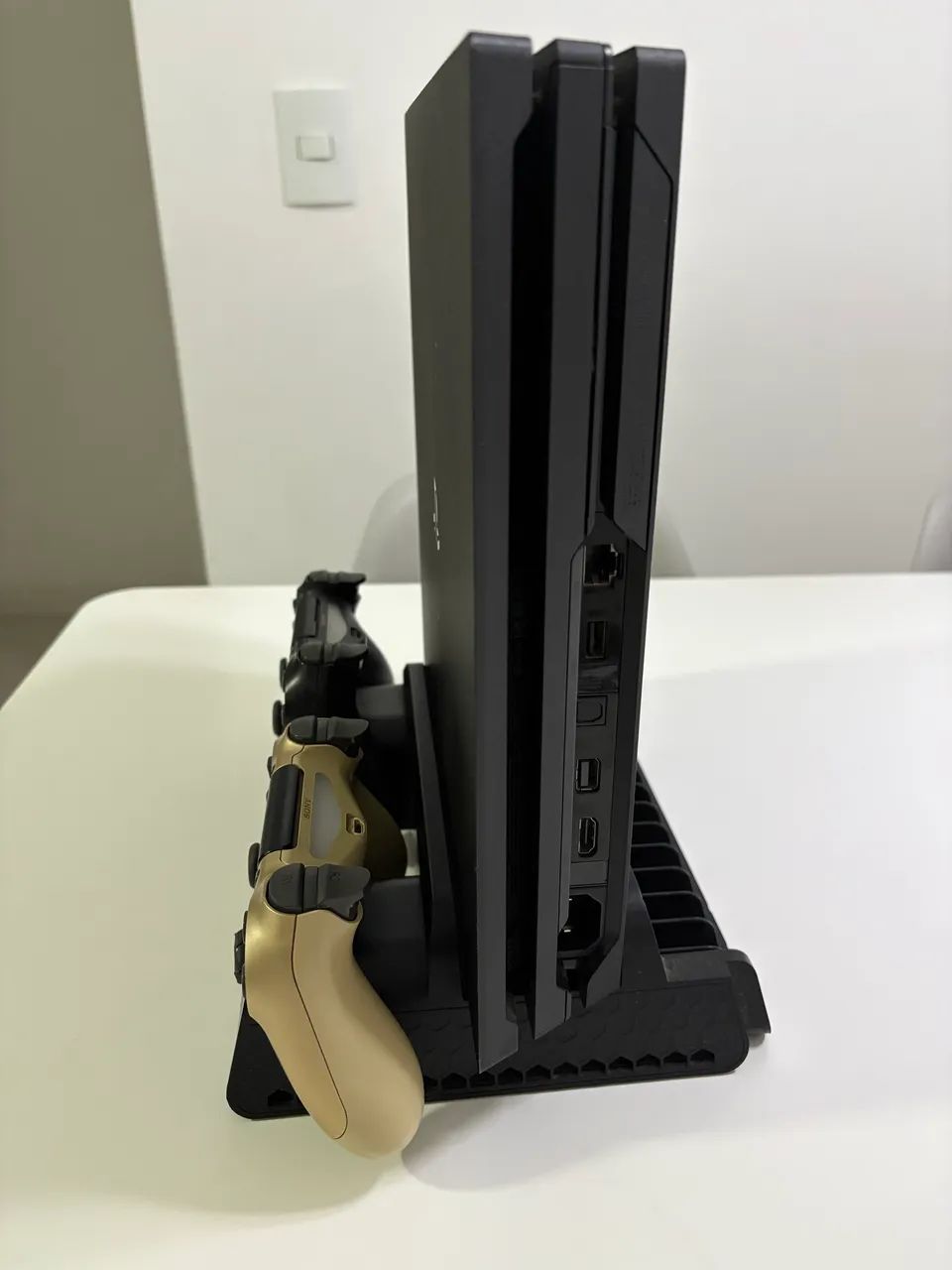 PlayStation 4 Pro 1TB - Foto 2