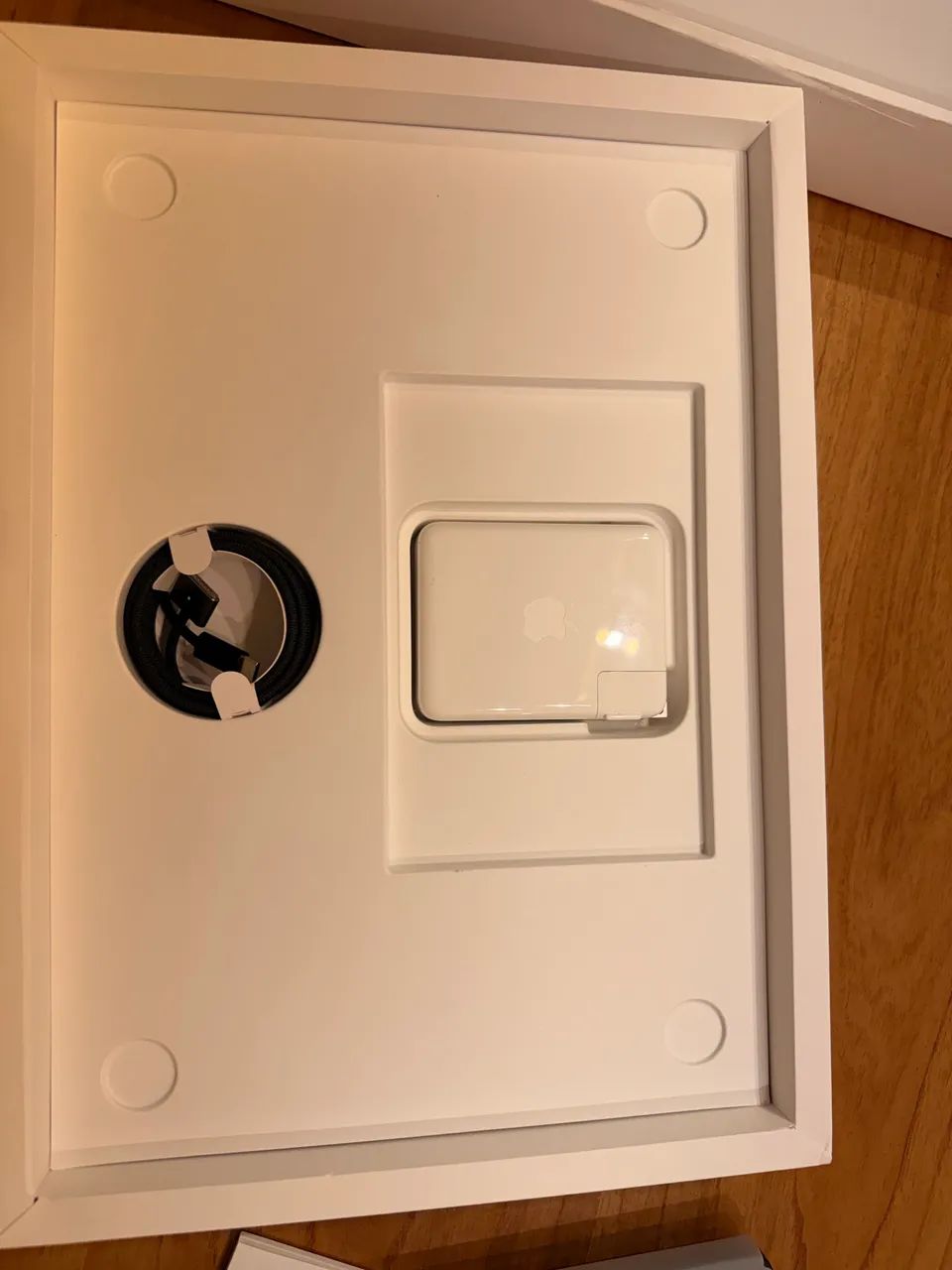 MacBook, M4 MAX, 1TB, 36RAM, 16? - Foto 2