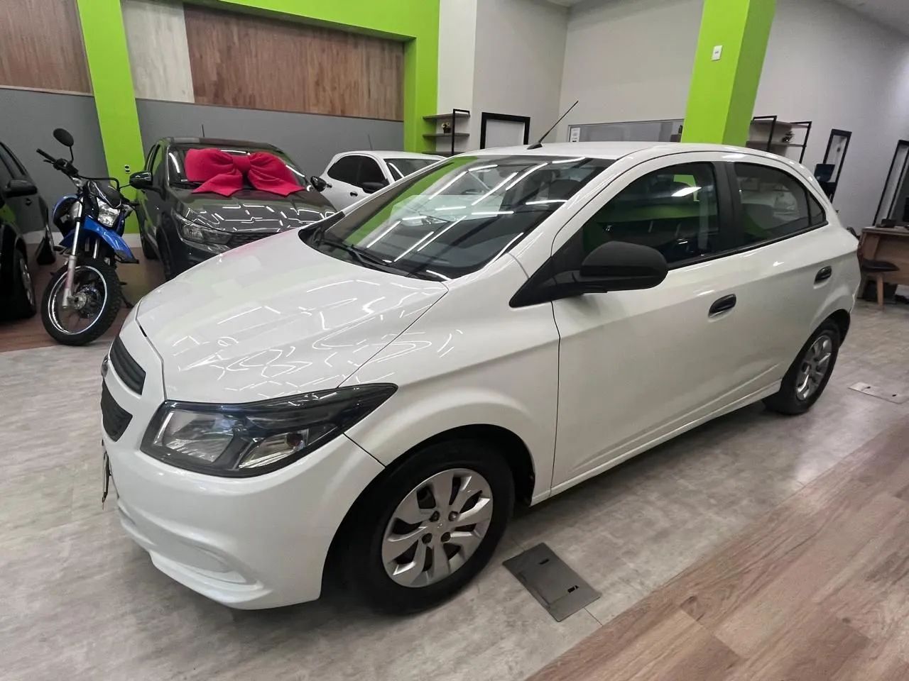 Chevrolet Onix ONIX HATCH Joy 1.0 8V Flex 5p Mec. 2019