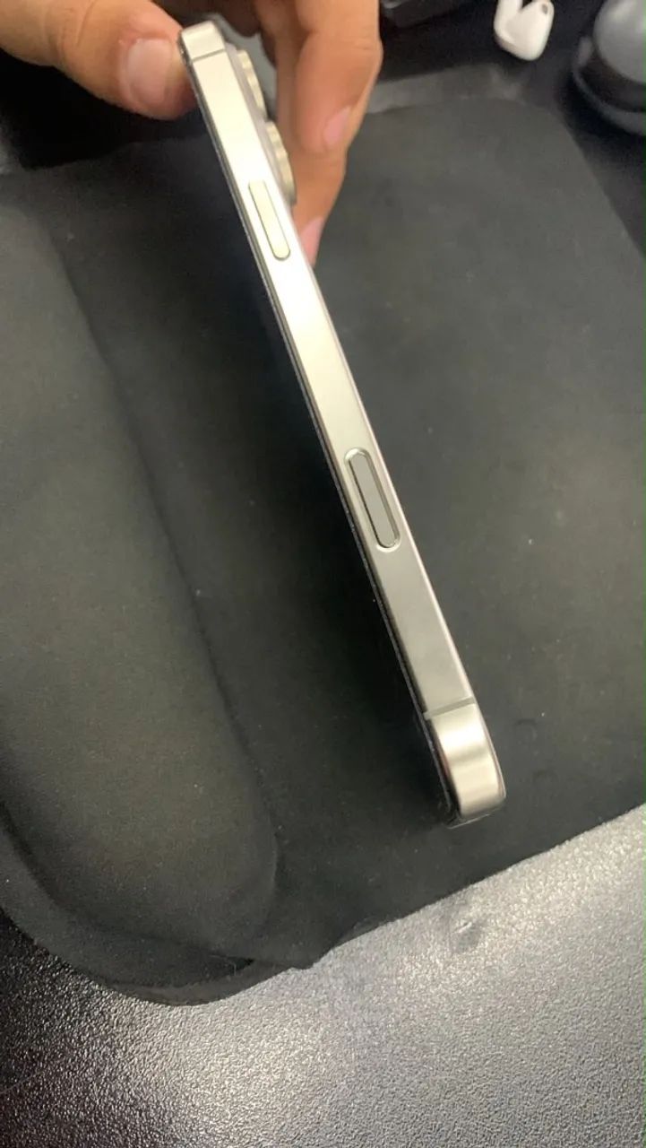 iPhone 16 PRO MAX - Foto 2