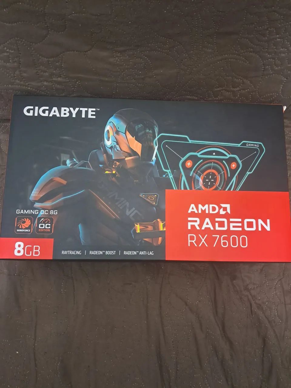 RX 7600 gigabyte (defeito)
