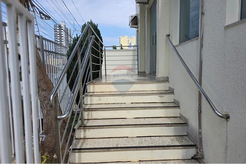 Extraordinário Espaço Comercial no Centro de Passos - Foto 3