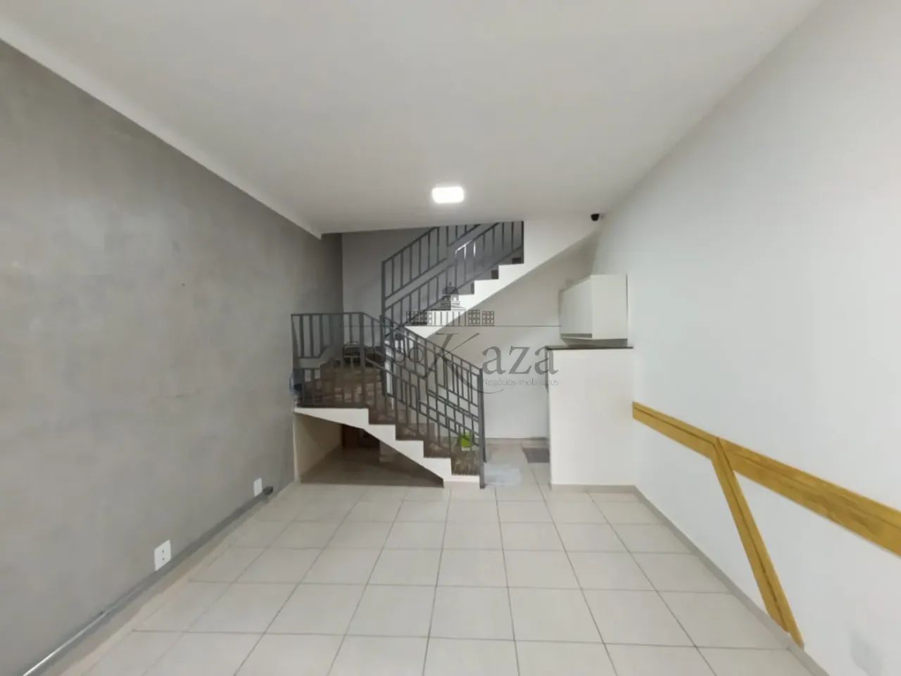 Oportunidade - Ponto Comercial - Jacareí - Centro - 84m².