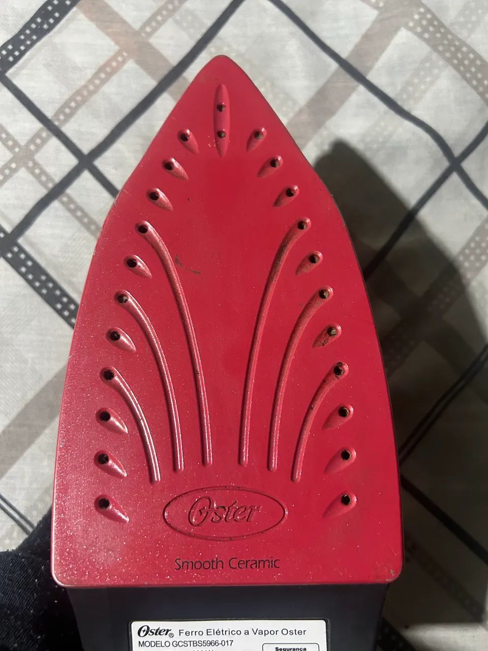 Ferro de passar roupa Oster - Foto 4