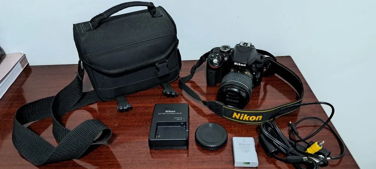 Câmera Nikon 3300