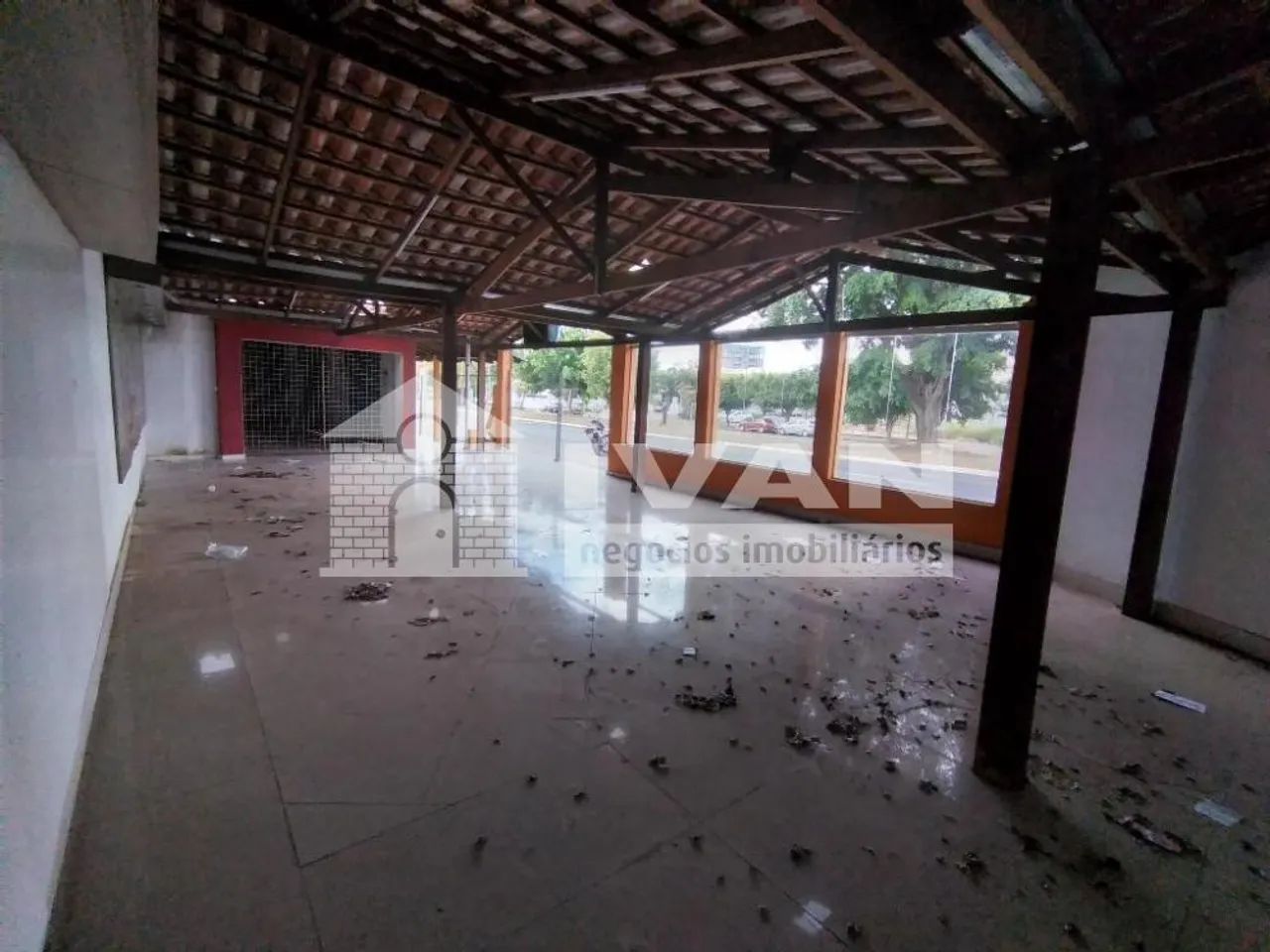 Loja comercial para locação no bairro Saraiva - Foto 5