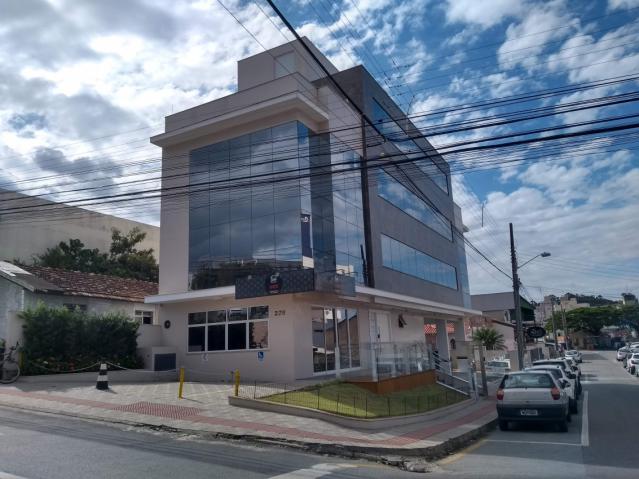 Escritório para alugar em Praia comprida, São josé cod:72985