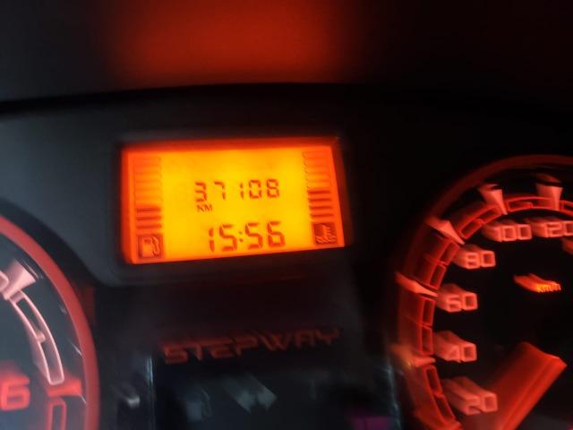 Renault Sandero Stepway único dono com apenas 37 mil km - Foto 12