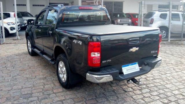 CHEVROLET S-10 CD LTZ 4X4 2.8 200CV TB-CTDI AT Preto 2015/2016 - Foto 2
