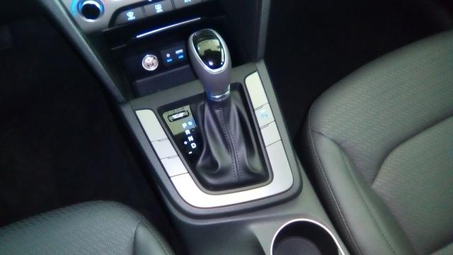 Hyundai Elantra Special Edition, 2016/2017, top! Laudo Dekra - Foto 4