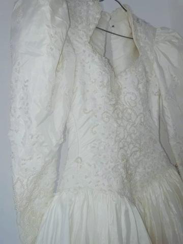Vendo Vestido de Noiva - Grife de SP (nunca foi usado) - Foto 6
