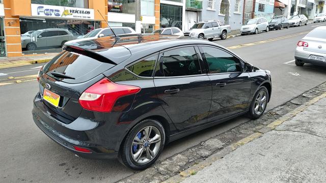 FORD FOCUS 2013/2014 1.6 SE 16V FLEX 4P MANUAL - Foto 5