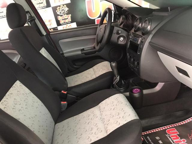 Fiesta Hatch Entrada R$2.000,+48x689, - Foto 5