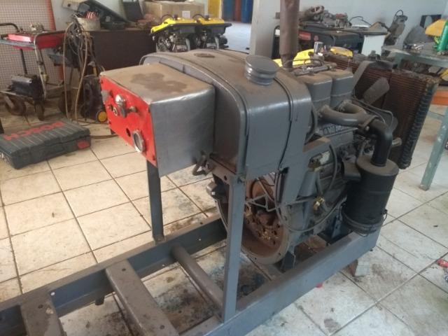 Motor Estacionário MWM 2 cilindros a diesel