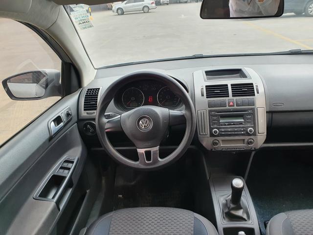 Polo sedan comfortline 1.6 2013/2014 - Foto 6