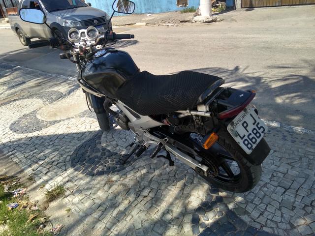 Honda Twister 250cc ano 2008 . 5500 reais . *