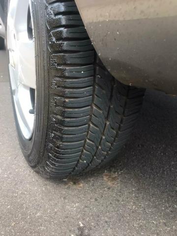 Vende-se Renault Clio Sedan 2006 - Foto 6