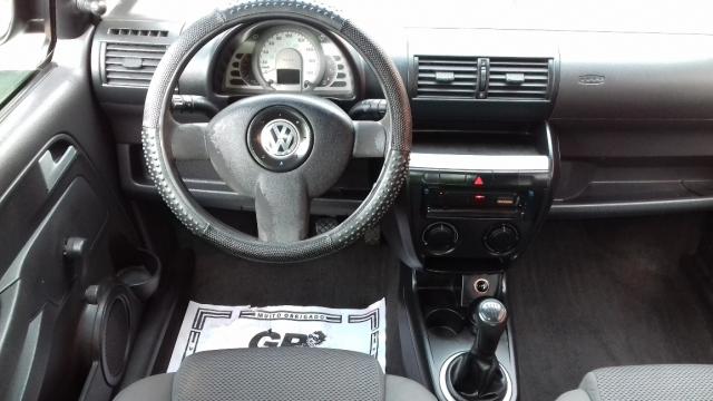 Volkswagen Fox TREND 1.O MPI 2 P MANUAL 2P - Foto 10
