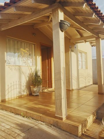 Oportunidade! Casa à venda (3 quartos, Vila Xavier - terreno 200m²/100m² constr.)
