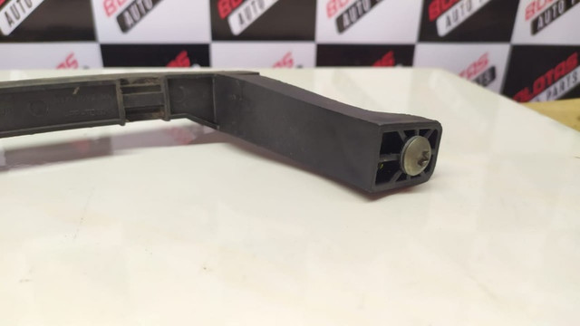 Suporte Guia Vidro Fiat Punto/Linea Traseira Esquerda 08/16 COD-51797692 - Foto 2