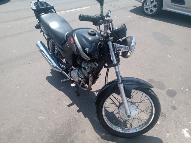 MOTO YAMAHA 2002