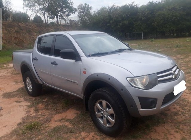 MITSUBISHI L200 TRITON 2013