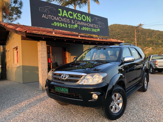HILLUX SW4 AUT DIESEL IMPECÁVEL