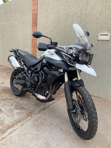 TRIUMPH TIGER 800 XC ÚNICO DONO IMPECÁVEL