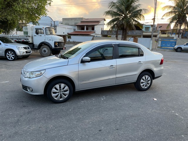 VENDO OU TROCO MENOR VALOR !! VOYAGE 1.6