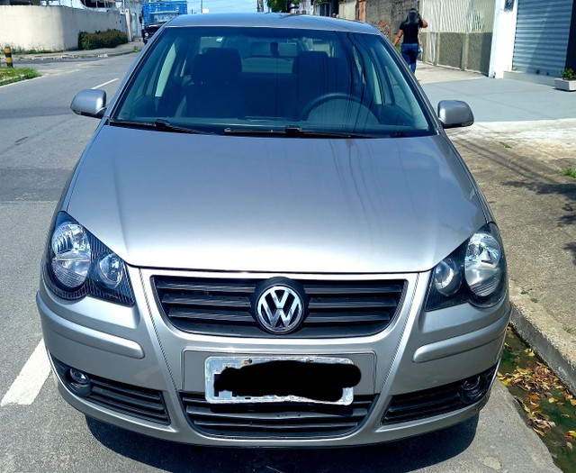 POLO SEDAN 1.6