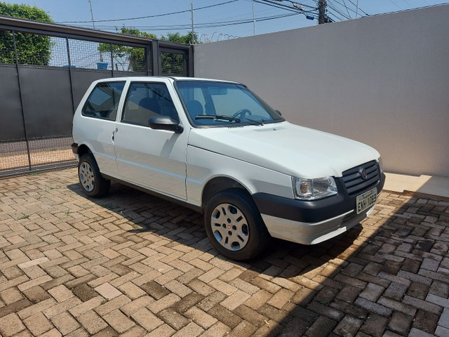 FIAT UNO ECONOMY 1.0  FLEX  2P 2010