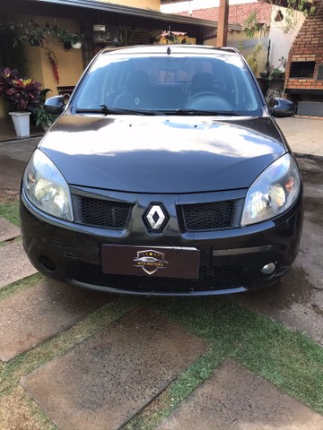 RENAULT SANDERO