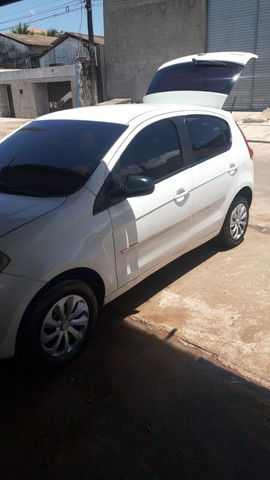 VENDO CARRO